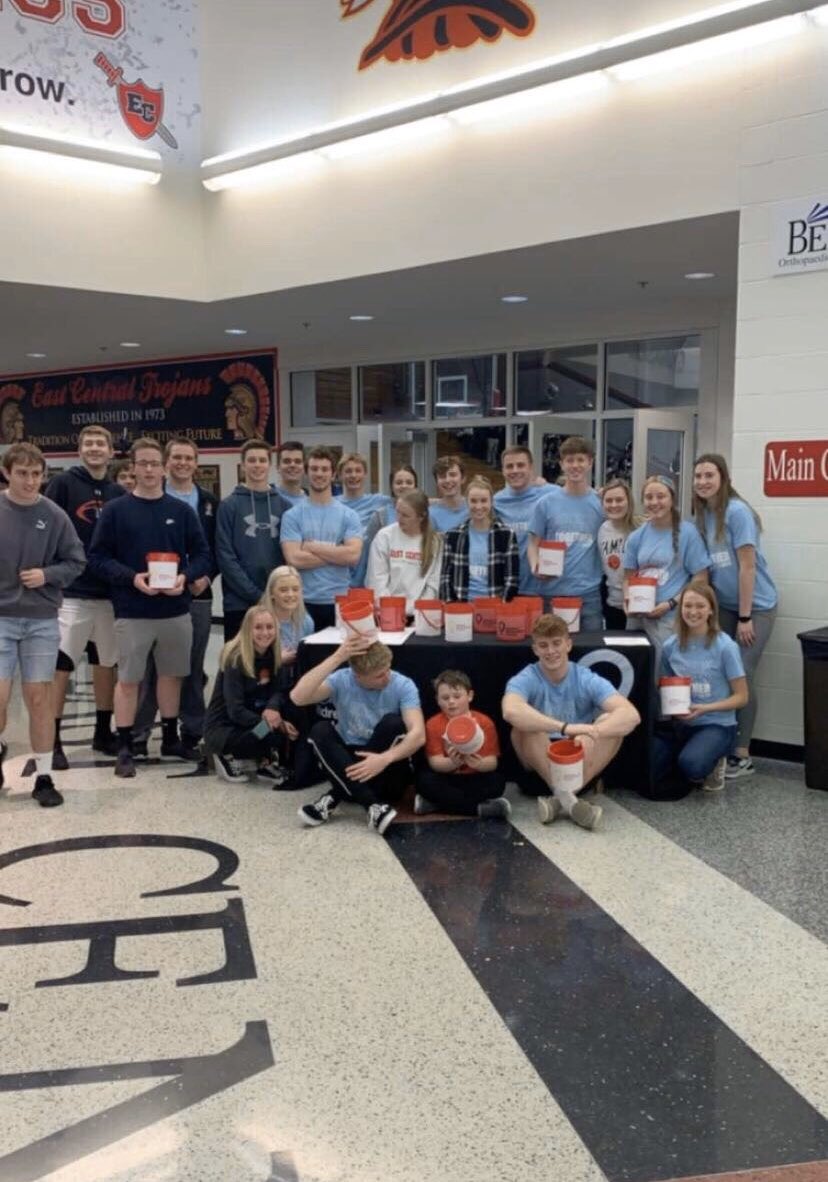 night_ec's tweet photo. Thanks to our team and everyone who donated tonight at the girl’s basketball senior night!! 200+ miracles For The Kids🤩🏀💙 https://t.co/YVqVLTNO7x