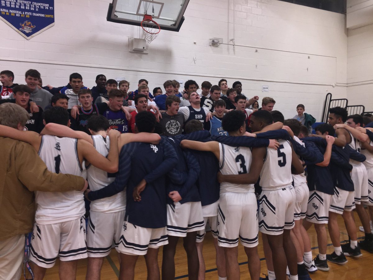 Chattermeister's tweet photo. ⁦@SHP_Athletics⁩ defeats ⁦@IC_Hoops⁩ 69-64 in superb SEC game ⁦⁦@Richard_V_Greco⁩ ⁦@JBernsteinHS⁩ ⁦@MtcLocalSports⁩ https://t.co/DSXiXStAS4