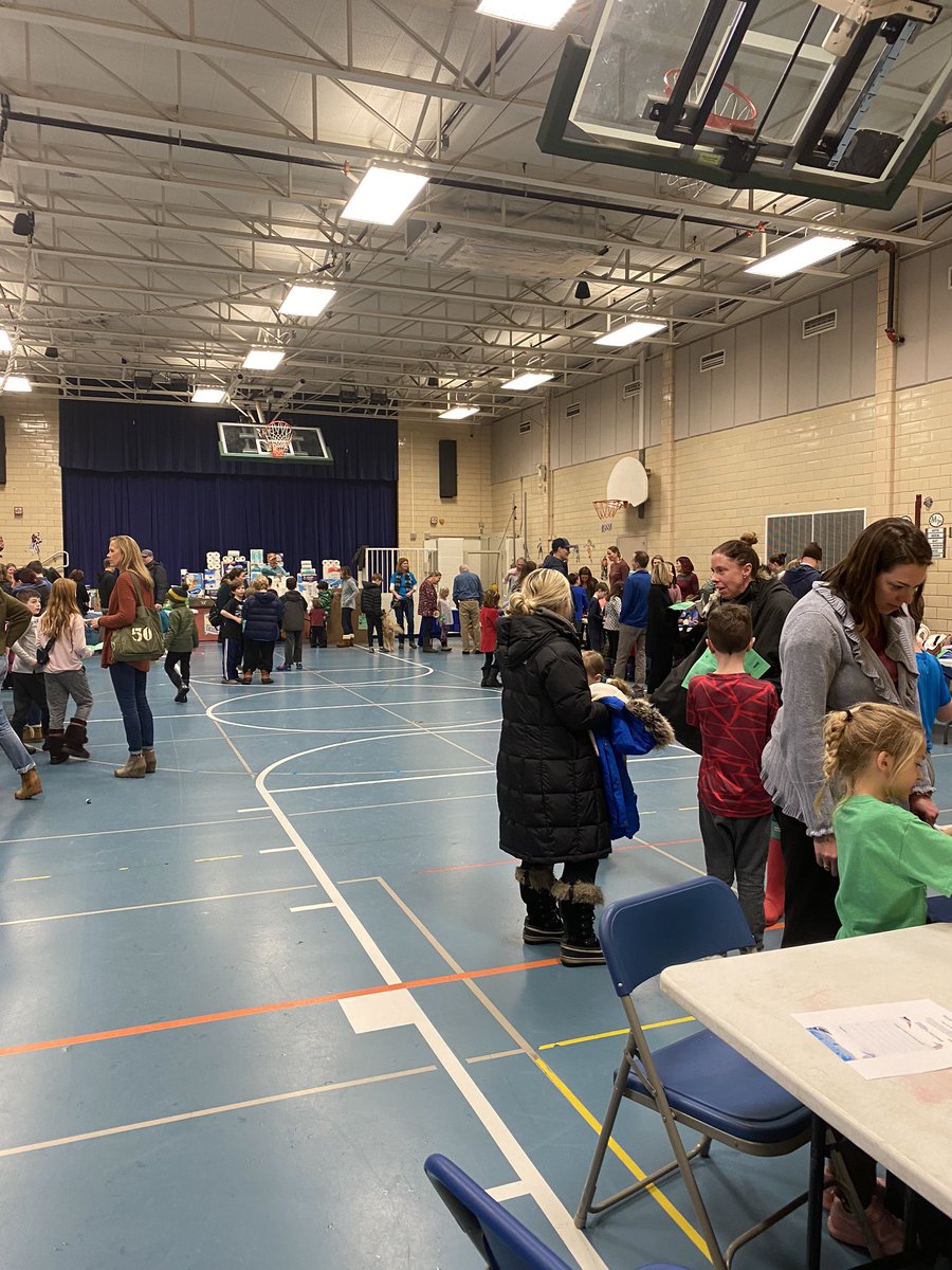 Highlands_ELEM's tweet photo. HL service learning fair. An amazing event and spirit of giving. Thanks @PTOHighlands @edinaschools https://t.co/xcj29VRMEg