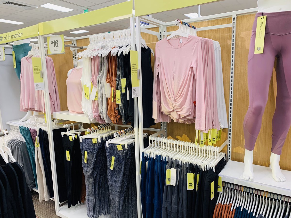 I am in love with this All in Motion set! 😍 #T2737 #worksomewhereyoulove #targetstyle <a href="/CRBrookhouser/">Chris</a> @psjane @GabrielHRGuru <a href="/Tarasubermartin/">Tara Suber!</a> <a href="/TaveCeline631/">Tavé Céline</a> @ShaakirahVm