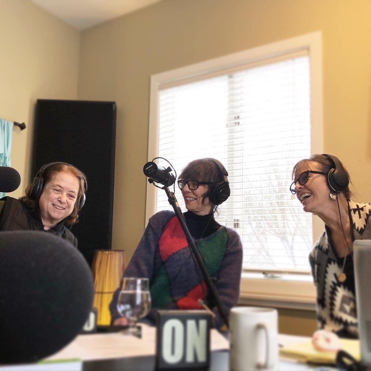TheGreenDivas's tweet photo. Great to be behind the mic again! New season, new studio, new format ... stay tuned! #podcast #podcastproduction #recordingstudio @GdPonderrosa https://t.co/KILdynGX5g