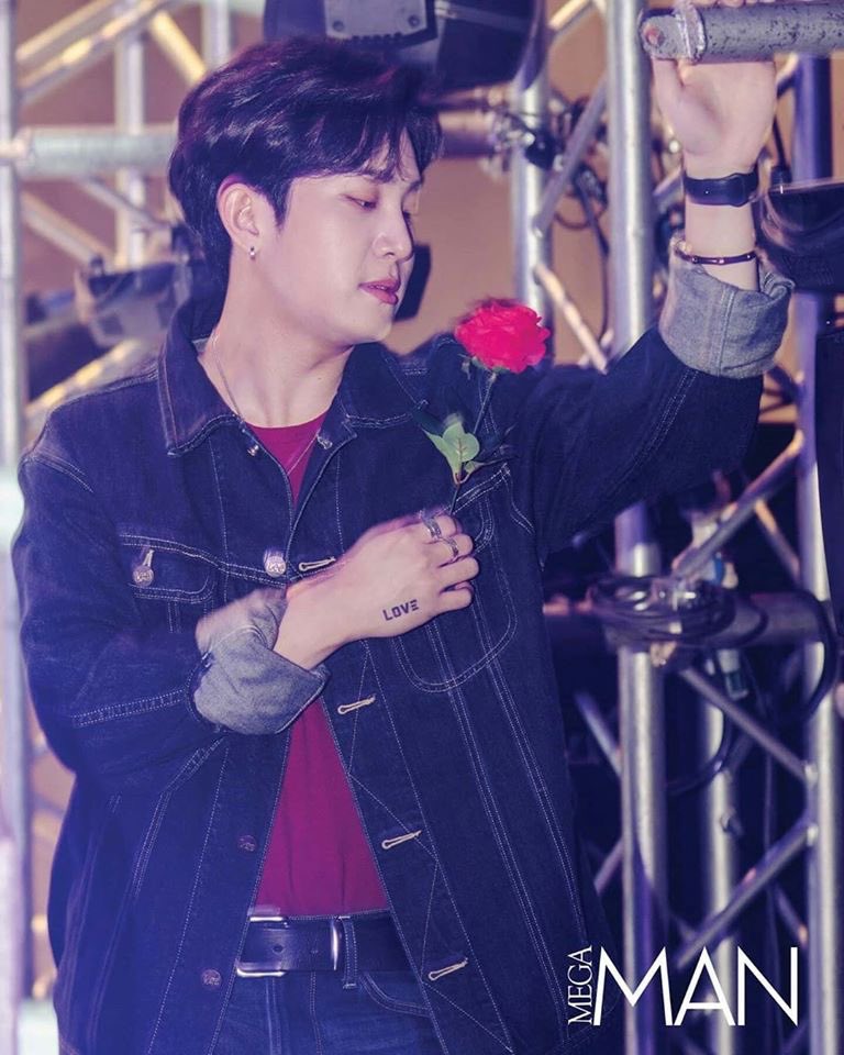 TheRosePhil's tweet photo. [IG]
200124

#MegaManMagazine Instagram Update with #TheRose🌹

@megaman_magazine:
In this MEGA Man exclusive, we sit down with Dojoon, Hajoon, Jaehyeong, and Woosung of The Rose (@official_therose), navigating their rise to prominence and how their fans.+++ https://t.co/aNzHFNvlHM