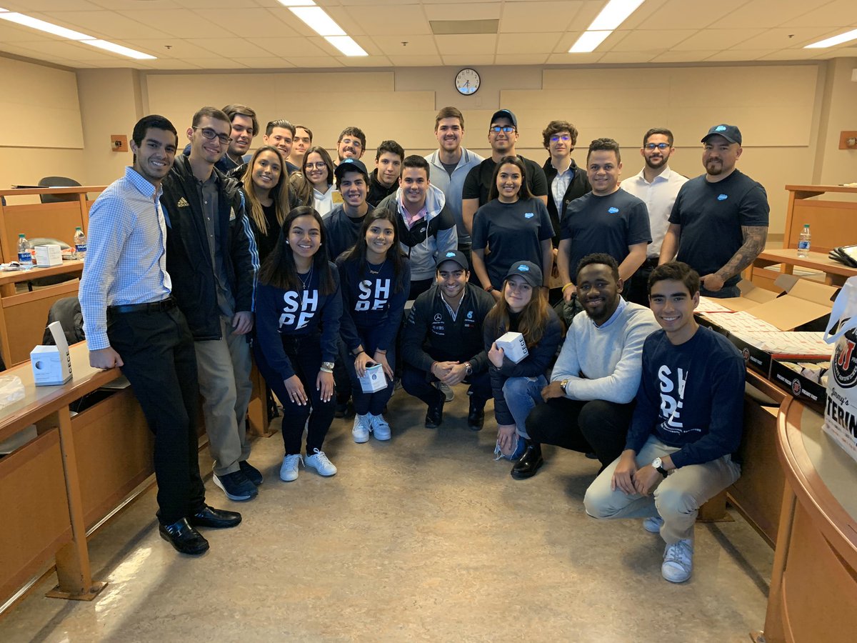 SalesforceEdu's tweet photo. Salesforce and @shpepurdue...name a better duo. 

Had the best time networking with these incredible students tonight😊! Is it time to hang out again? 

Don’t forget to check us out at https://t.co/sBdwMezp81 #Futureforce https://t.co/mgVayjo2R9