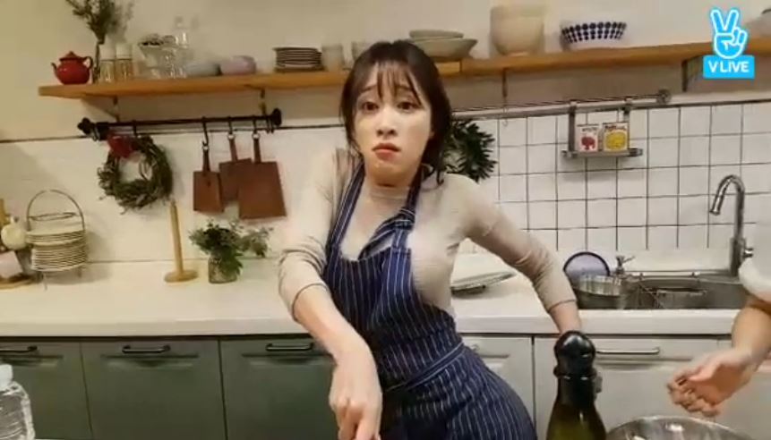 FOOLIS_H_YELIN's tweet photo. ㅋㅋ https://t.co/tUpUEQzvHJ