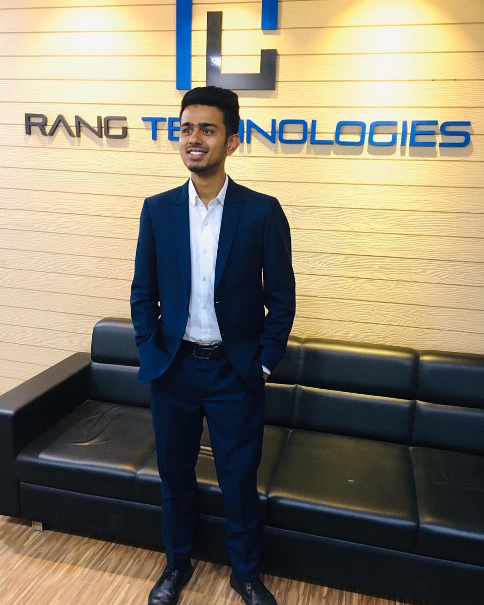 san619dy's tweet photo. Choose a job you love, and you will never have to work a day in your life #rangtechnologies #workplace https://t.co/GcxXGPe7gJ