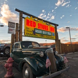 Moab Red Stone Inn tweet media