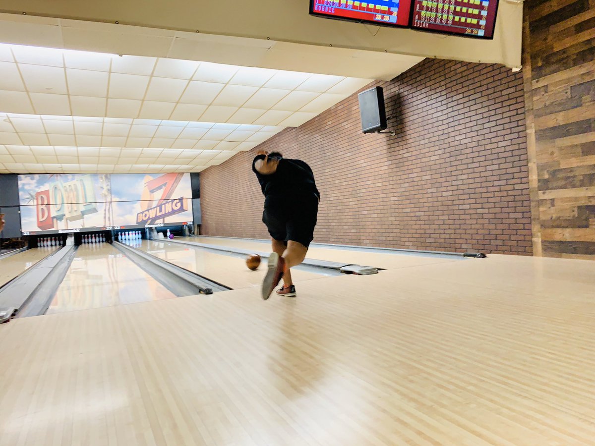 TxstPhiA's tweet photo. Come catch your favorite Phiotas at Sunset Bowling! 🎳 https://t.co/iSwW5oD3z8