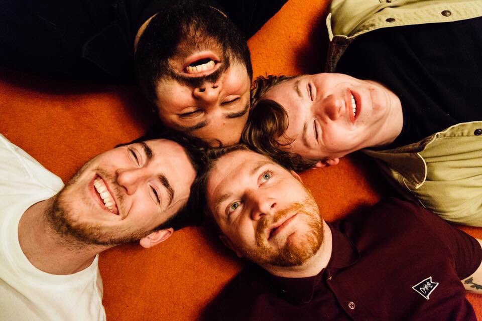 Discover this brilliant ( New Song &amp; Video ) 
‘Silver Line’
By Liverpool’s magnificent #BigBambora 
⚡️<a href="/BigBambora/">⚡️ʙɪɢ ʙᴀᴍʙᴏʀᴀ⚡️</a> ⚡️ Ambient Indie - Pop!
From the fantastic new EP “Monsoon”
Big Bambora - Silver Line youtu.be/A4EuUpCso1o via <a href="/YouTube/">YouTube</a>