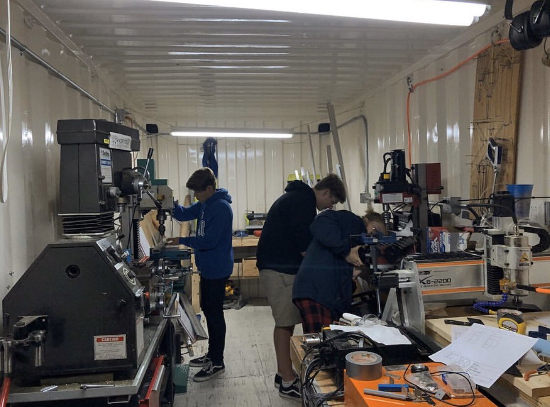 SMblyRequired's tweet photo. Week 2 was a lot of building, machining, and SMbling, but the completed drivebase was worth all the hard work! 🔩🛠🦾 #BuildSeason #FIRSTRise #FRCTeams https://t.co/B3RMrklSep