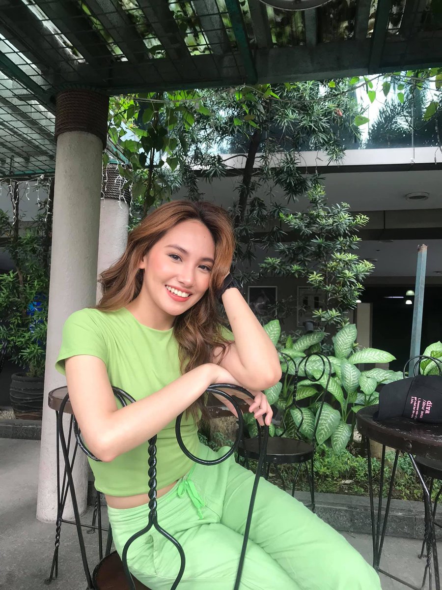 mnl48bellefan's tweet photo. Hey guys! I'm inviting y'all to watch us @mnl48official on #studioxp in Trinoma later at 6PM. ☺️ To those who already got their tickets, see you there! 🥰 Let's all have fun playing games inside the Kapamilya Theater!! ❤️ #mnl48instudioXP #MNL48 #MNL48Belle #DreamBELLEs https://t.co/5XgTSqzNad