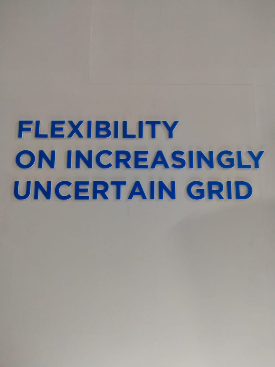 TalesofFOTW's tweet photo. -Time , space & capital !
3 challenges for new era & @SterlitePower is taking this challenges head ON with innovative products in Transmission & distribution .
#sterlitepoweratelecrama2020 #greenpower #re https://t.co/7hsetp2chB