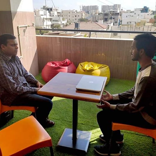 designerrs_acad's tweet photo. #UXInterviews
Being able to communicate design process and justify design decisions to stakeholders is an important skill of a UX/UI designer. 

Register here: https://t.co/xRYmSEvywj
Interested in hiring UX/UI Designers? 
Mail to: hr@designerrs.com https://t.co/Rhe2KoO8zC