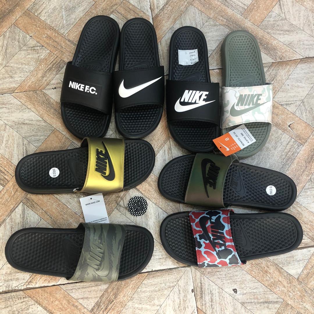 Valentines Day Gift idea Comfy slides now back in store !!!!! To order one of these just send a Dm..Price: 15,000Unisex slides Delivery to your doorstep Pls kindly help RT when you see this on your TL.