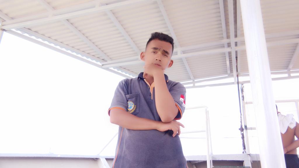 abdulrandy1's tweet photo. Jangan pernah takut bermimpi,dan gapai lah mimpi mu dgn sungguh sungguh, Tak perlu Dengarkan apa kata orang jika membuatmu patah semangat. IG :a_m1011 dan randyolshop99 di follow ya guys
#indonesia
#follow2020
#followers
#follow
#jum'atberkah https://t.co/VBweLustcG