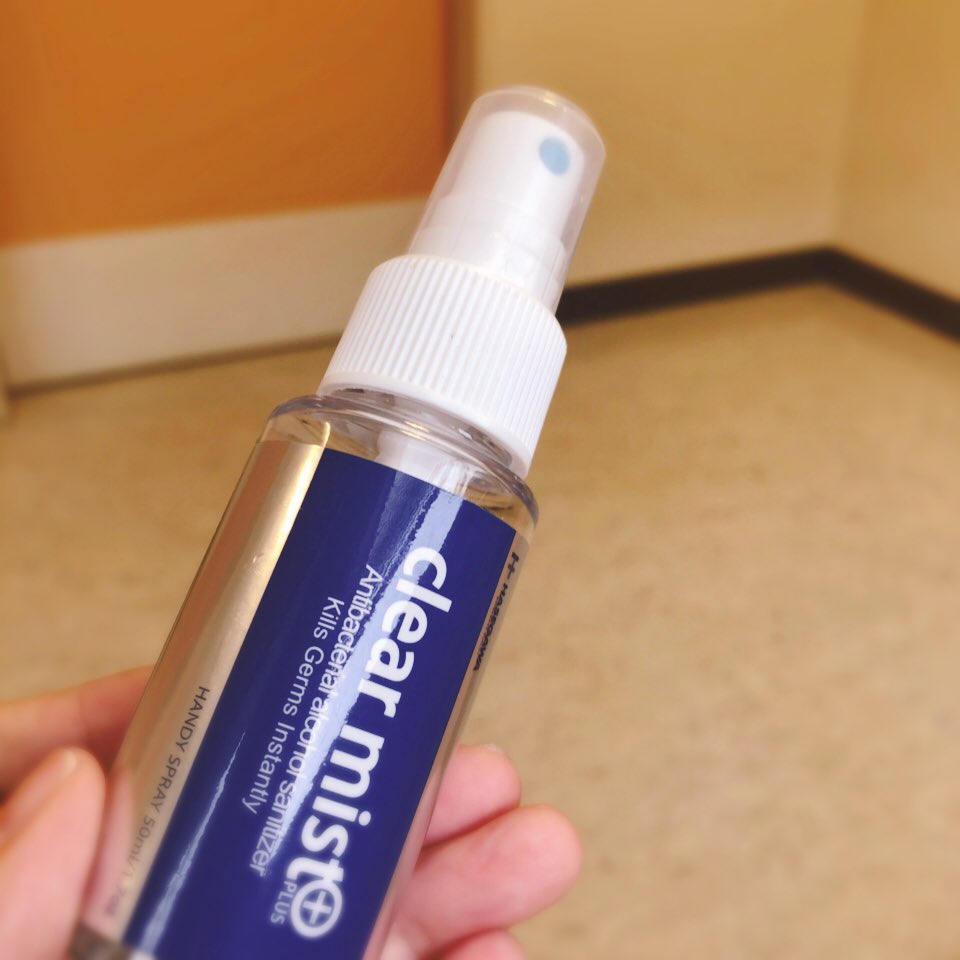 ayudukin's tweet photo. 補充してお��ないと。。。
#消毒スプレー
#クリアミスト
#clearmist
#除菌
#ウィルス怖い https://t.co/YGcvIX4GQb