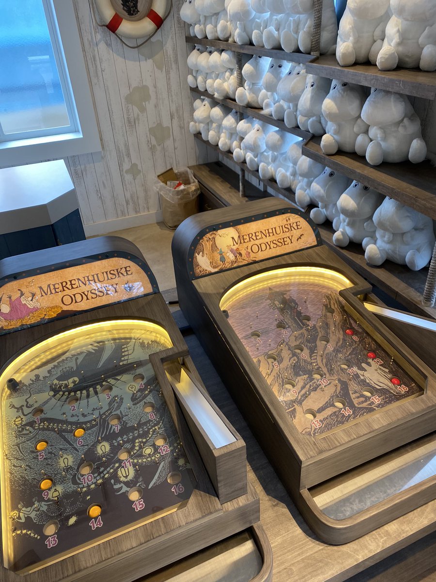 えりん ニブリングのお店には新しいアーケードゲームが 試しに1回やってみたけど パチンコビンゴゲームって感じでした 語彙力 ムーミンバレーパーク