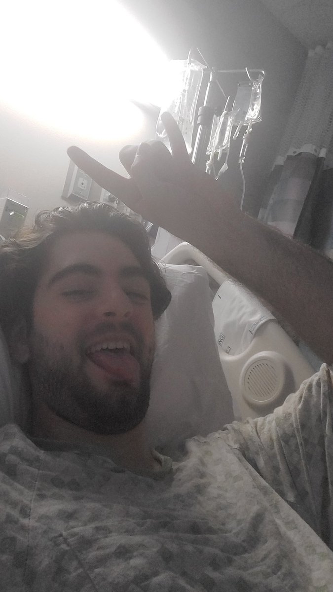 sockmonkeymini's tweet image. Yo who the fuck told my body it takes over a week to heal? I wanna get outta here.