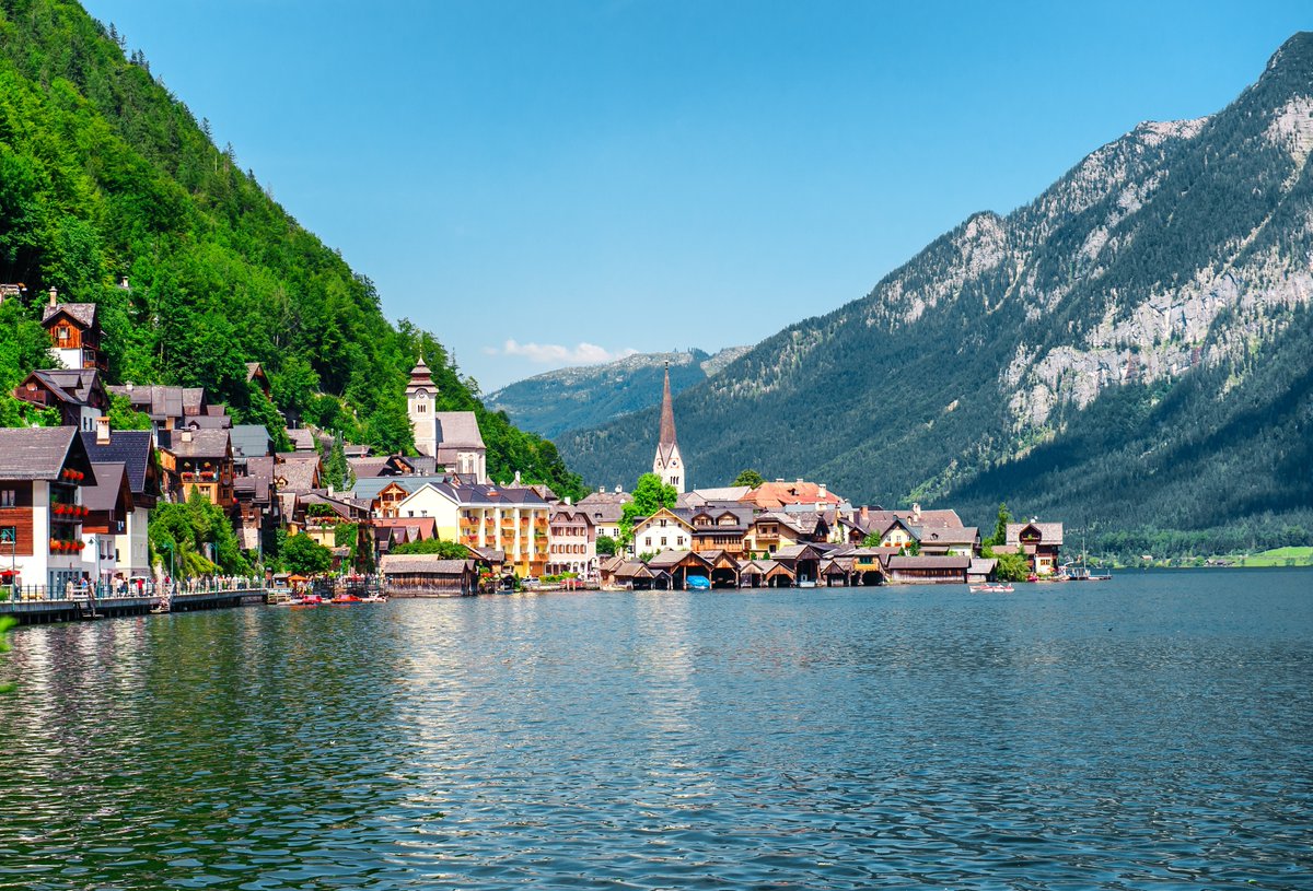 bugyal's tweet photo. Backpacking through Europe...does this thought excites you and scares you at the same time because Europe is beautiful and expensive at the same time?
If you want to spend less and travel the most then you're at the right place. https://t.co/uTPwczTjrr