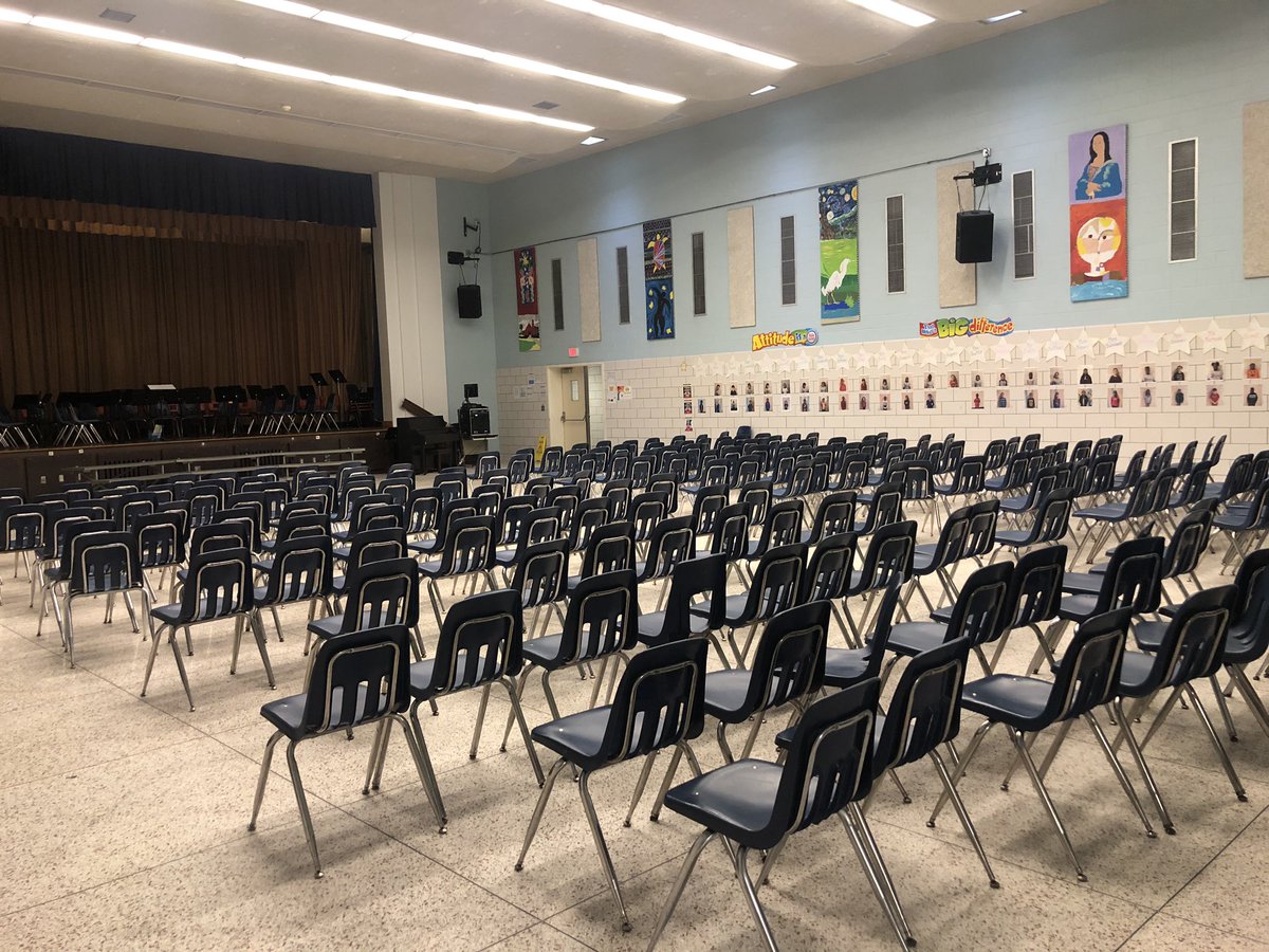 All hands on deck today cleaning after lunch, setting up, and tearing down! Our custodial staff, music staff, aides, cafeteria staff, AND our principal put in wonderful efforts to get this place in tip-tip shape!🙏🏻