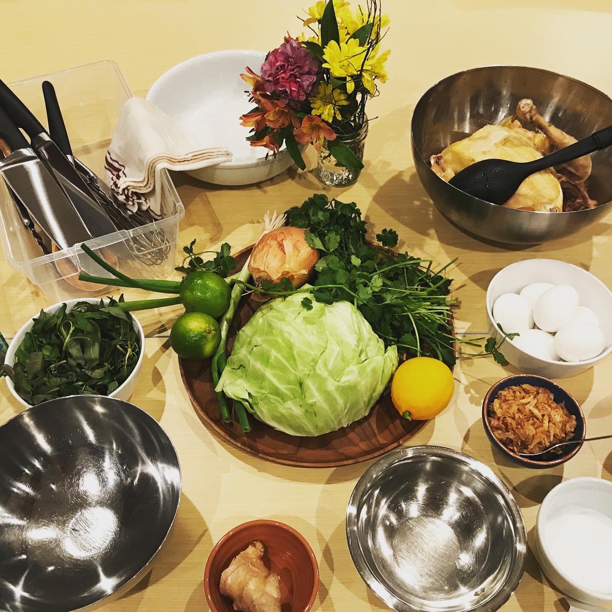 BrookeTocz's tweet photo. Vietnamese rice porridge @MakerEdOrg’s east bay meetup with @everydayLinda’s mom’s recipe. What a delicious making experience! #makered “you might encounter a heart or kidney and that’s a gift” https://t.co/VjdnPPlKyX