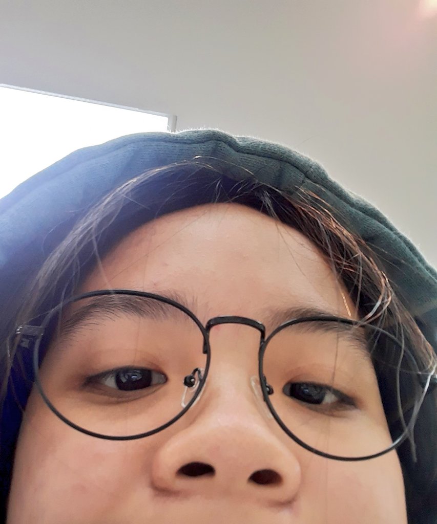 Andy04906500's tweet photo. Hi we both being cute wearing glasses ๐๐ #SHCJSelcaDay https://t.co/t9iSfb4102