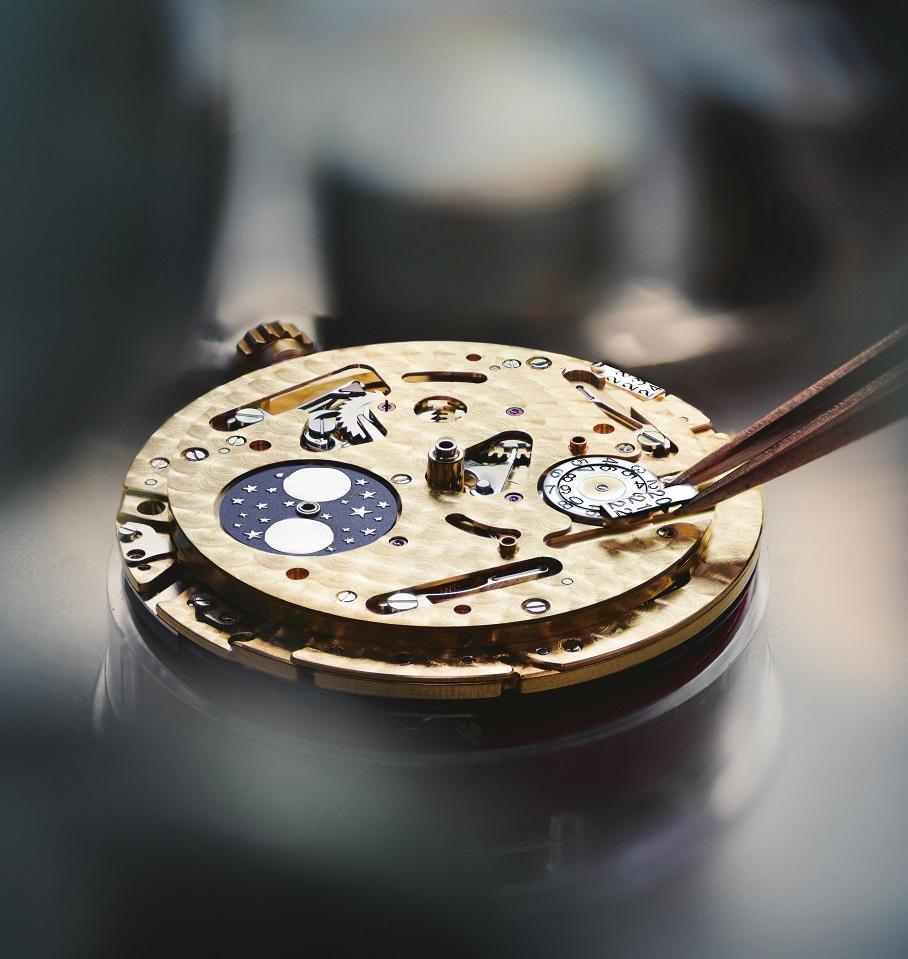 IWC's tweet photo. #IWCJournal
What can a collector or enthusiast look forward to in terms of complication innovation? IWC’s Walter Volpers takes a look at the future of complications and discusses why watches and sustainability go hand in hand: https://t.co/YEPcEwQ7kx
#IWCWatches #ItsComplicated https://t.co/75FyDTP5XB