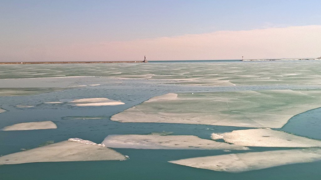 JUNE GLOOM peteroyloe.com/product/june-g…