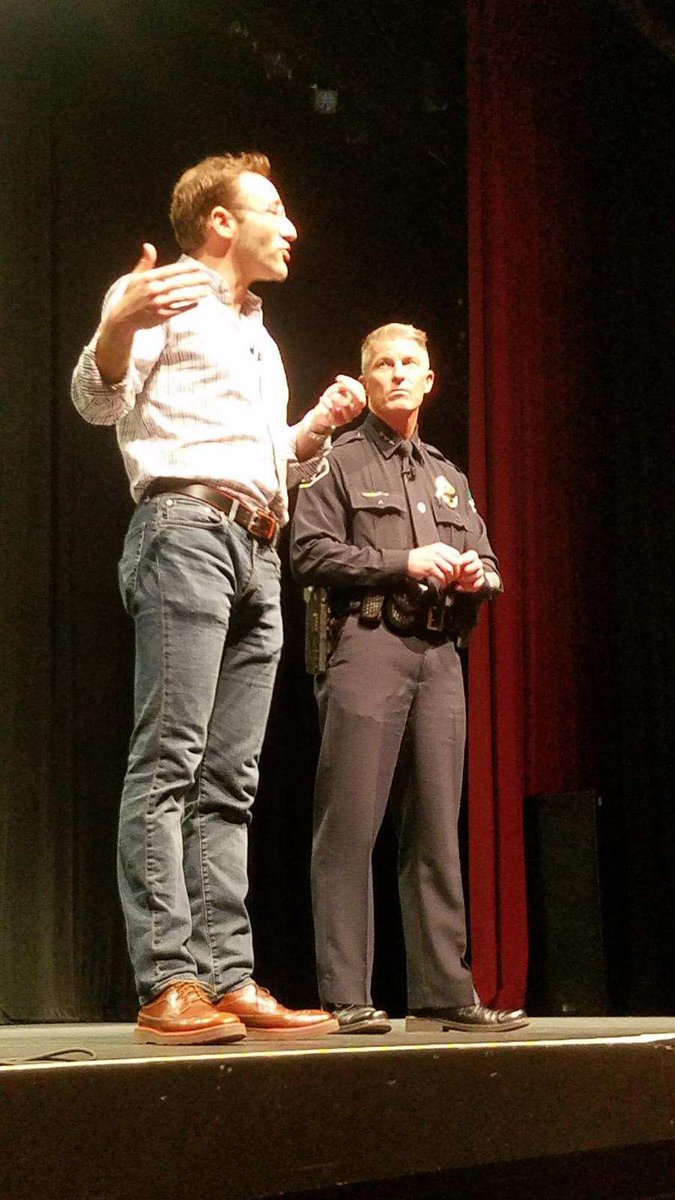 Blue Courage on Twitter: "Great Blue Courage day today with San Francisco PD! The day ended with Michael and Captain Hart opening a private session with Simon Sinek and #CastleRock police Chief