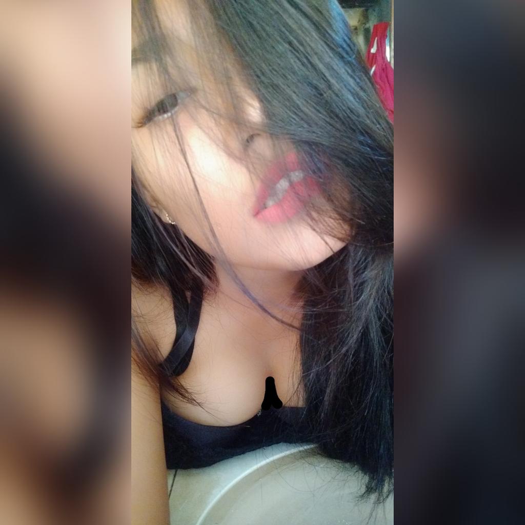 icacacha31's tweet photo. Follow me ......
 #vcsbugill #jilatmememek #ciumanbasah #remas #tetekmontok #sex #life #siskaeee #crotDimuka #crottsayang #crotbasah #crotttttttaahhhhhh https://t.co/05kR0k1Cdb