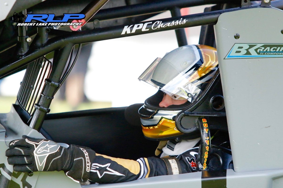 ShopKyleLarson's tweet photo. IT’S RACE DAY! 🏁

Tonight @KyleLarsonRacin continues his tour Down Under with his prelim night at the Grand Annual Sprint Car Classic. #48GASC

📍: @SungoldStadium - Warrnambool, VIC
📺: @dirtvision
📱: @RaceMonitor
🕐: 1:00am ET
📷: Robert Lake Photography https://t.co/1JodUk2Nma
