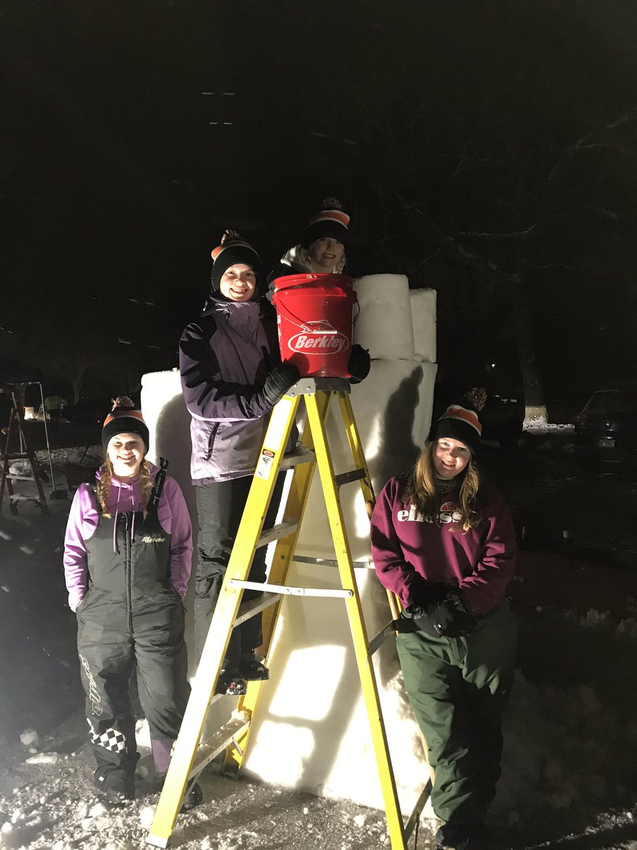 Day 1 of Snowsculpting 2020: off to a good start. Come visit us tomorrow to see for yourself!Judging begins Saturday at 10am