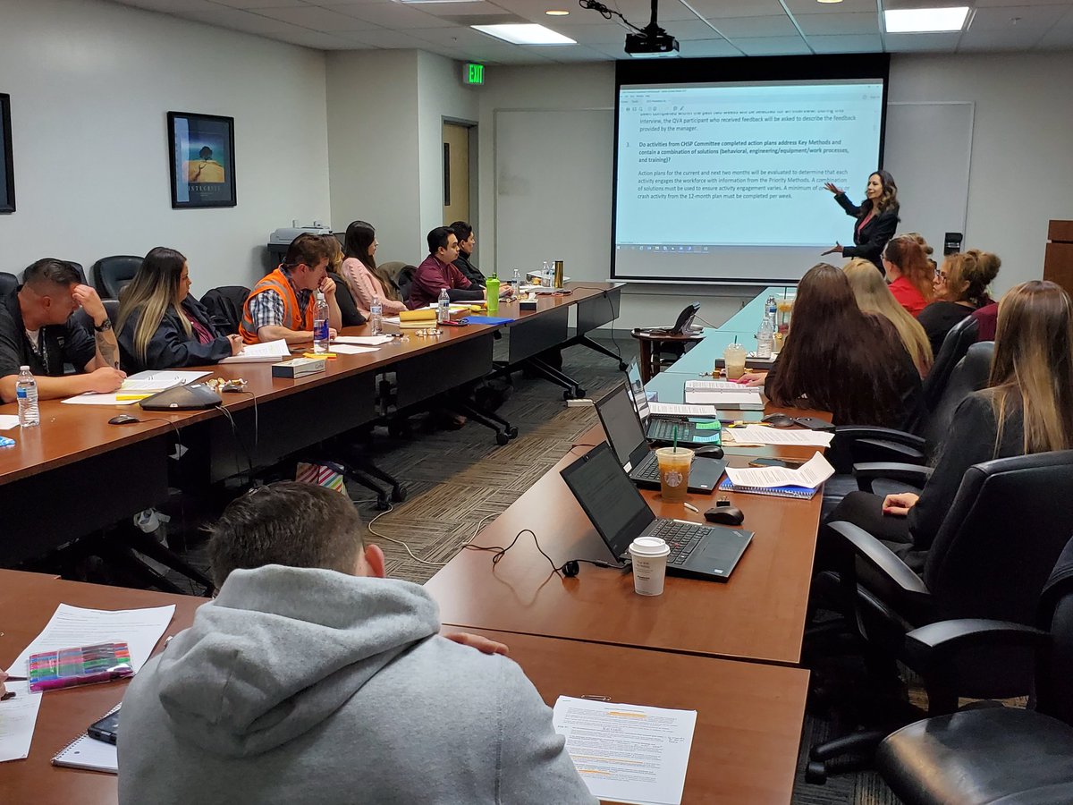 HealthSafety247's tweet photo. Part-time ONT HUB, WACHA &amp; Air Ramp CHSP supervisor 2020 CSRA &amp; Prevention Training.
#SoCalSoSafe
@jrindafernshaw @HR_Christine @melirere @hrbobbyups @air1man @TimLeslieUPS @UpsBeto @ManuelUPS1 @UPSKris @eliaa_luna @divine2wincom @BrionesJerson @audreyvb3 @RathboneKellie https://t.co/zKGRLj7wYN