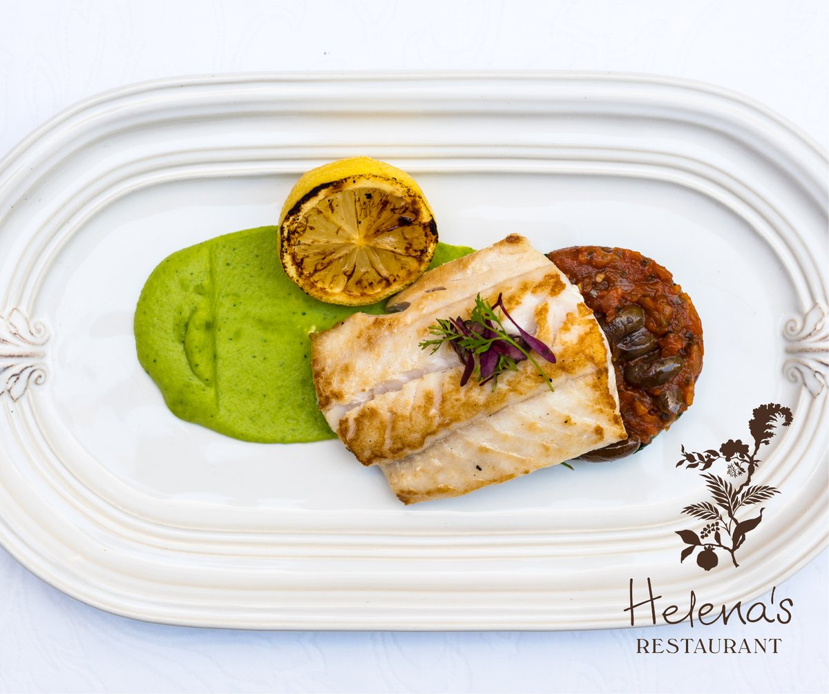 HelenasRestaur1's tweet photo. Line fish of the day
.
~ Where the familiar is made spectacular ~
.
To make a reservation
dial: +27(0) 21 883 8207 or
email: manager@helenasrestaurant.co.za. https://t.co/oNAzZxbfhr