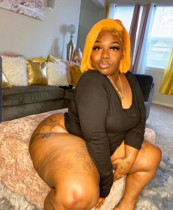 fatcakezz69's tweet photo. 🥰 https://t.co/iegTJsovCx