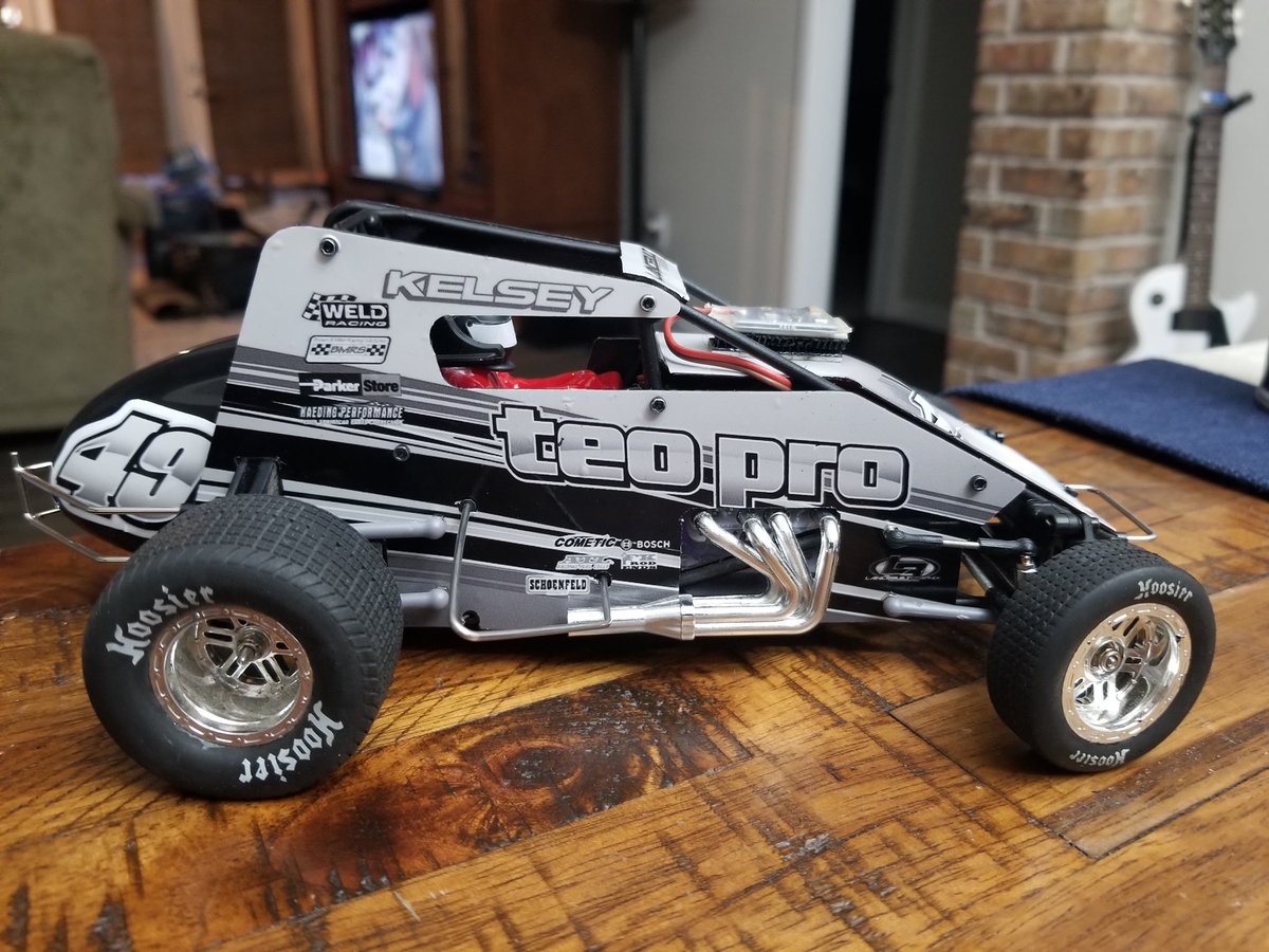 1RCRacing's tweet photo. Customer Cars - Courtesy of Cody Kelsey - Wrap by LanceBuilt Graphix - Home track 4way Speedway
@1RCRacing #1RC #LancebuiltGraphix #4waySpeedway #edm #silvercrowncar https://t.co/UbUNkxqHTE