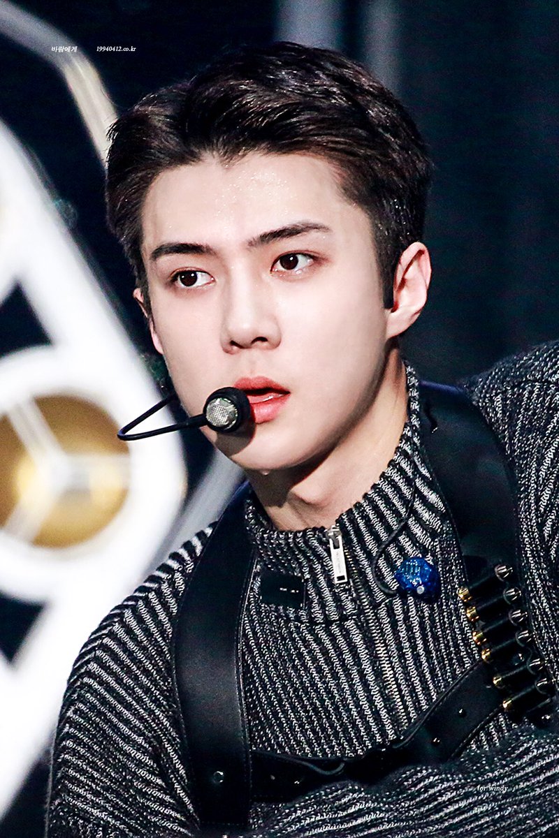 for_windy's tweet photo. 191229 💎💎💎미남 ✨
#세훈 #SEHUN  
#セフン #吴世勋 #엑소  
#EXO #EXO_SC @weareoneEXO https://t.co/Y7FOUZIyO4
