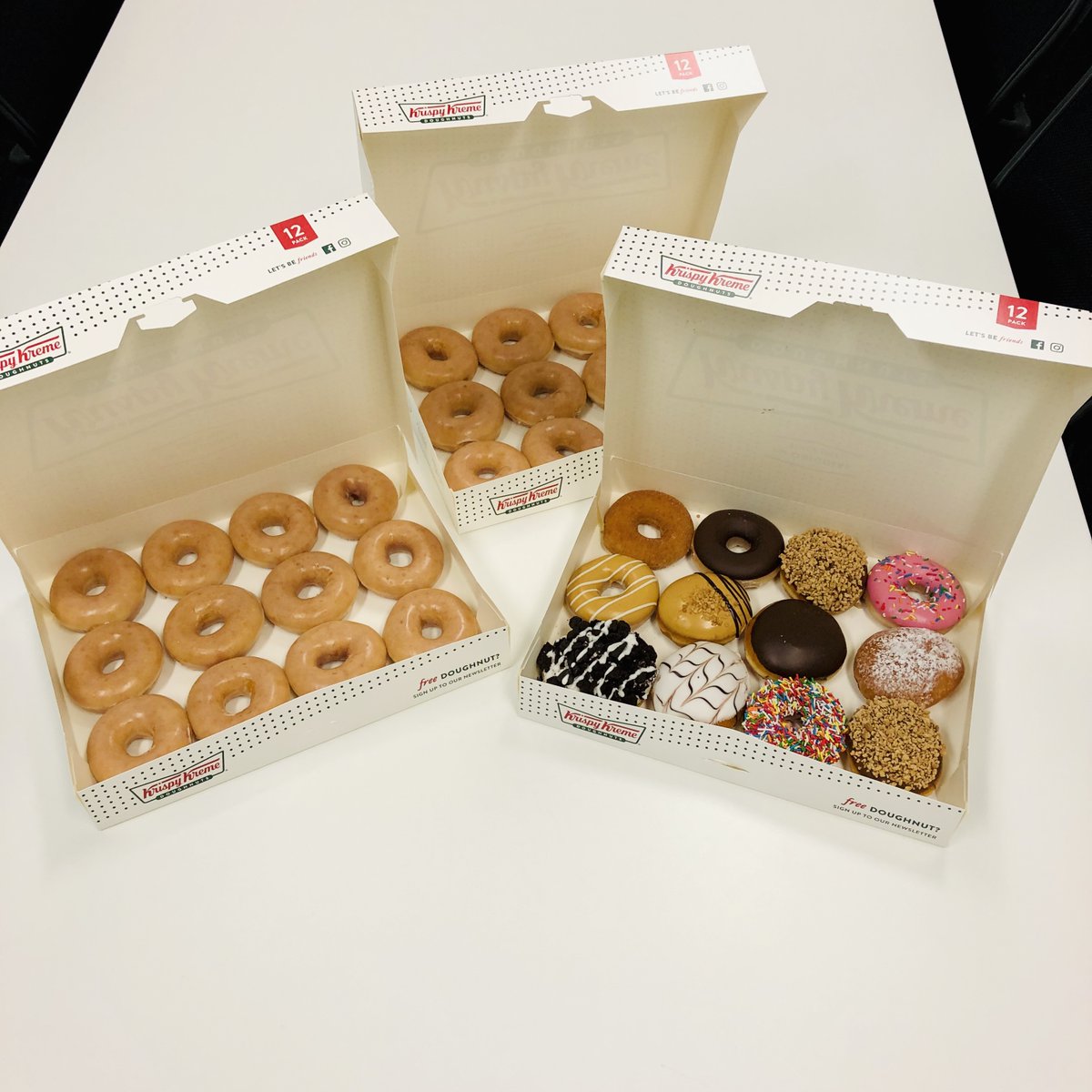 fleetware's tweet photo. We love to give as much value as possible to our customers...even buying their products. It's a pretty easy thing to do when Krispy Kreme are the customer!! The staff in the office were pretty happy today! 🙂🍩
#happystaff #doughnutcoma https://t.co/bKj2aHqdLR