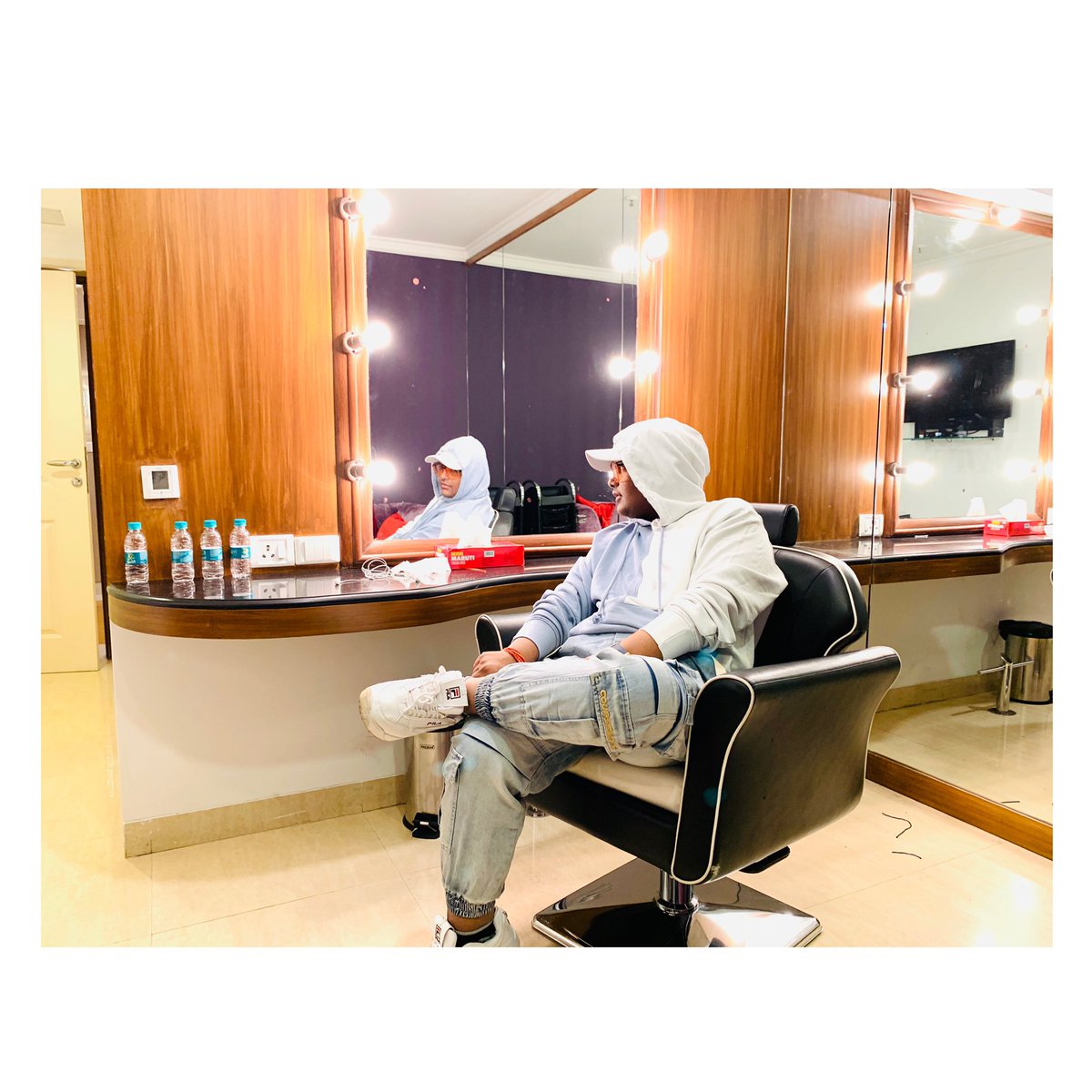 Mohit Baghel tweet media