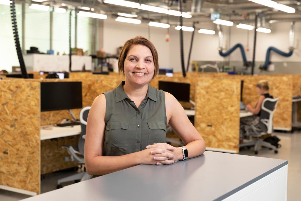 WoodsideEnergy's tweet photo. Want to know more about what it's like working in our Karda robotics lab? 🤖 🔧 

Meet our lab manager Dee, and follow the prompt in her story to register your interest in technical roles in the team: https://t.co/xRrW7EDaEK

#WoodsideEnergy #Innovation #Robots #IntelligentAsset https://t.co/7DNxhk6ZmX
