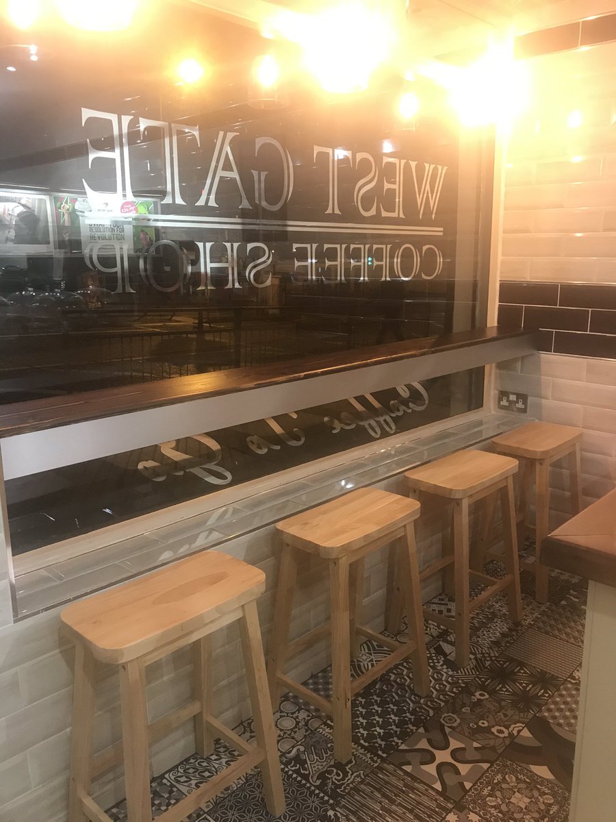 Good morning lovely people. Call in for your early morning caffeine fix 😊 #louthchat #drogheda #coffee #6am