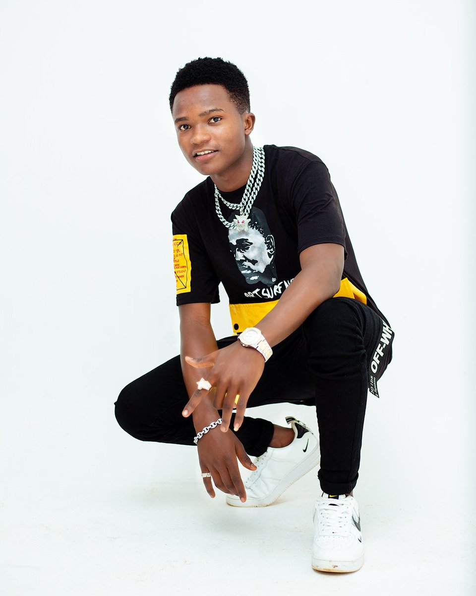 Hbd 24th Jan you are 18 now not a teen hbd to you my little bro