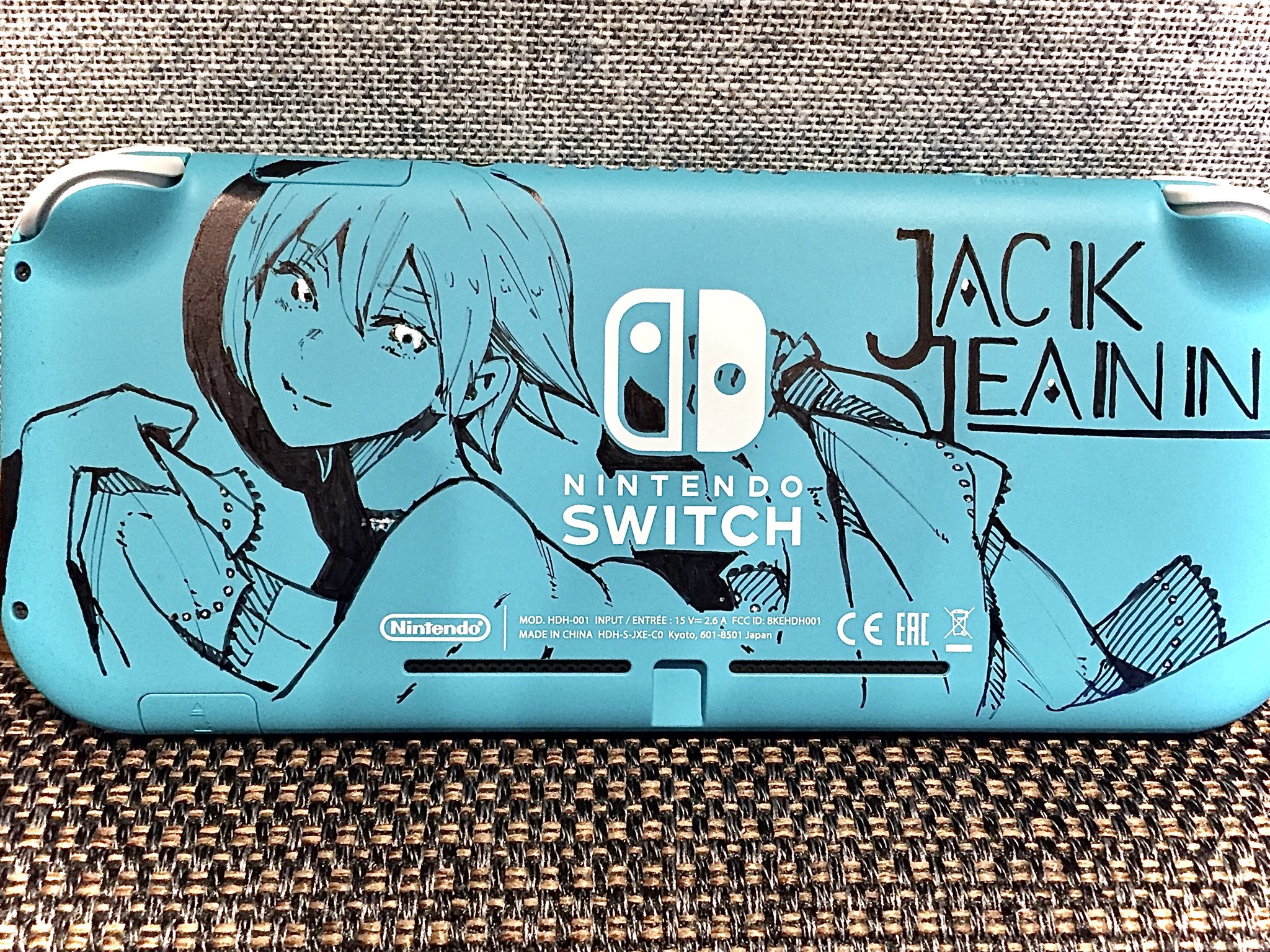 石田スイ 超人x おはようございます 直筆イラスト入りnintendo Switch Light 抽選100名さま こちら応募締め切りまで残り2日です サンプルは黒の油性ペンと わかりにくいですが銀ペンで描いてます 目のところ こんな風でご希望の 石田スイ 超人x おはようございます 直筆イラスト入りnintendo Switch Light 抽選100名さま こちら応募締め切りまで残り2日です サンプルは黒の油性ペンと わかりにくいですが銀ペンで描いてます 目のところ こんな風でご希望の