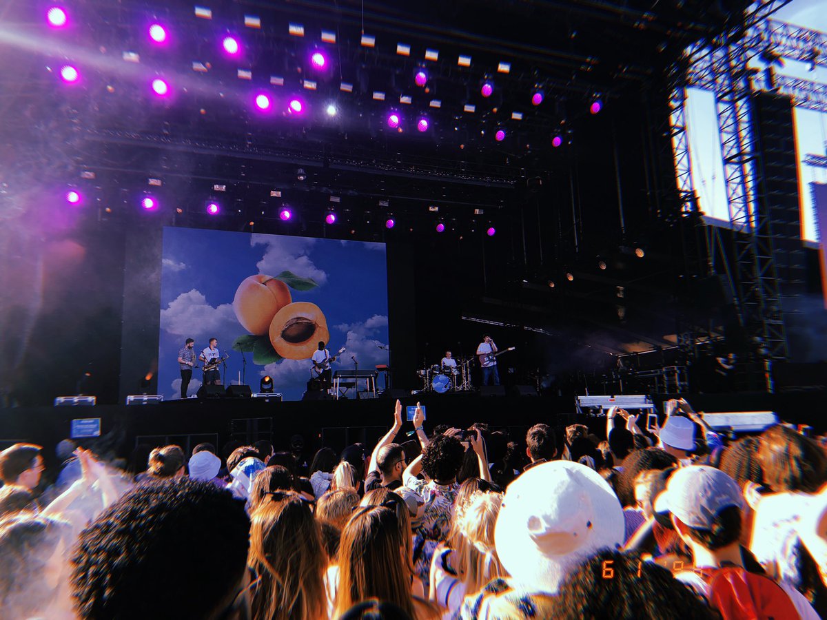JayMontoya14's tweet photo. I’ll follow you around the world @rexorangecounty . We Love Green Festival in Paris and SLC, UT Pony Tour💛 https://t.co/XU2qLQ5JTP