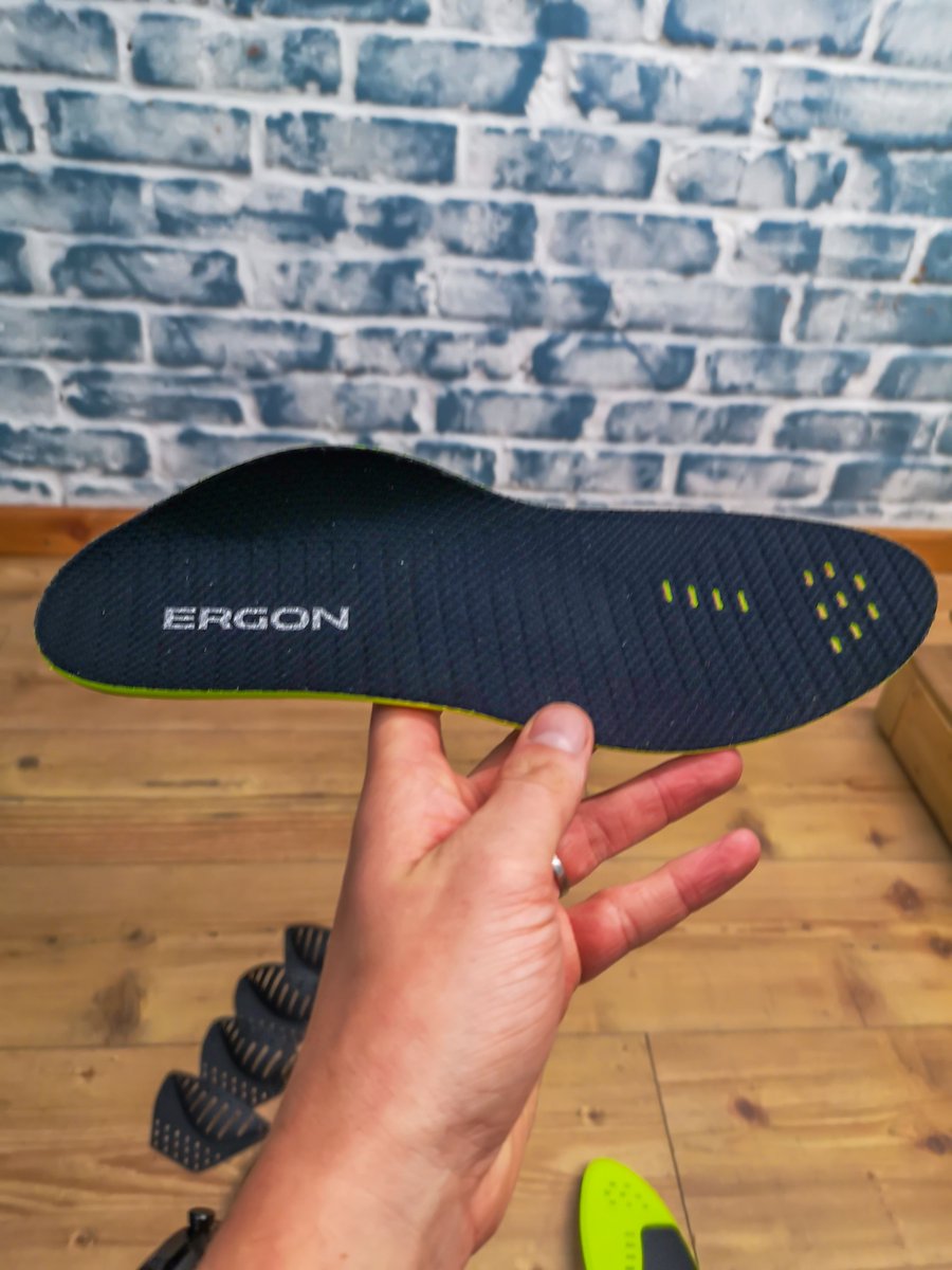 Ergon IP3 insoles, designed by Solestar.

These fixed-height insoles suit riders with a low to medium arch height, looking for extra rigity and stability at the foot.

They help to prevent moderate arch collapse and also help to prevent supination of the foot (feet rolling out).