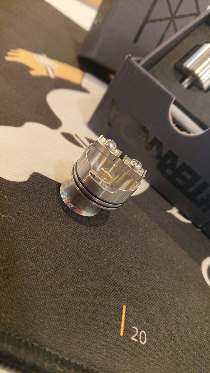 Chamicolle's tweet photo. 先日予約を受けておりました、MTERK RDAが入荷しました😍
もちろん予約分以外にも店頭販売分もご用意しておりますので、ぜひぜひ見に来てください✨
ご来店お待ちしております😆
#ちゃみる #vape #vapeshop #rda #爆煙 #MTERK https://t.co/5J0cf1Uphc