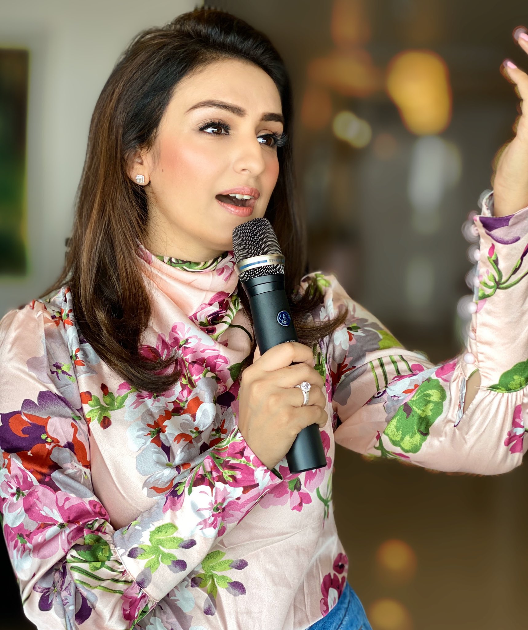 Akriti Kakar on X