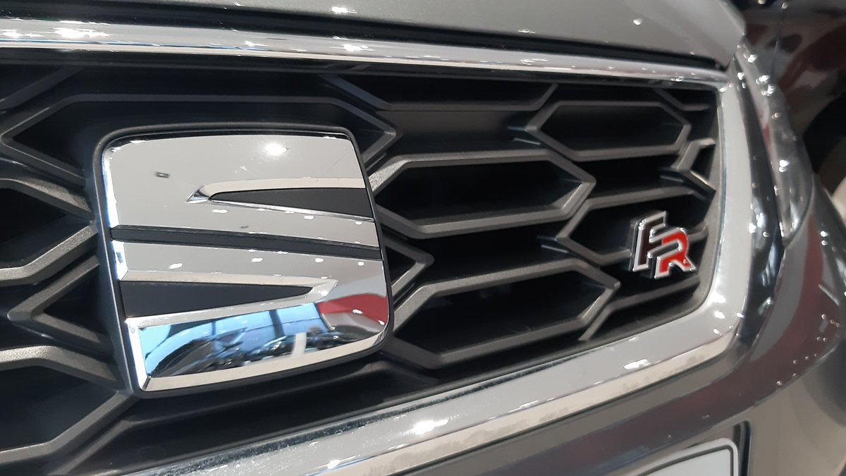 arlanzonmotor's tweet photo. SEAT León ST km.0 ahora con un descuento de 9150€ en Arlanzón Motor 😉 ¿Necesitas más motivos?
#SEAT #SEATleon #LeonST https://t.co/ou5AHziAvT