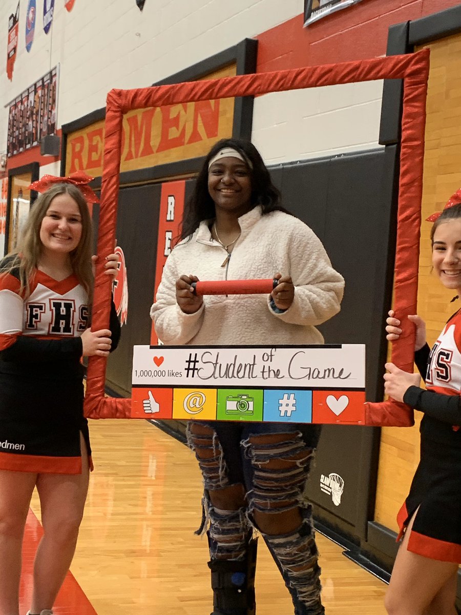 FostoriaCheer's tweet photo. Student of the game goes  to  Mauryanna Jones  Congratulations https://t.co/SqJohy9qN4