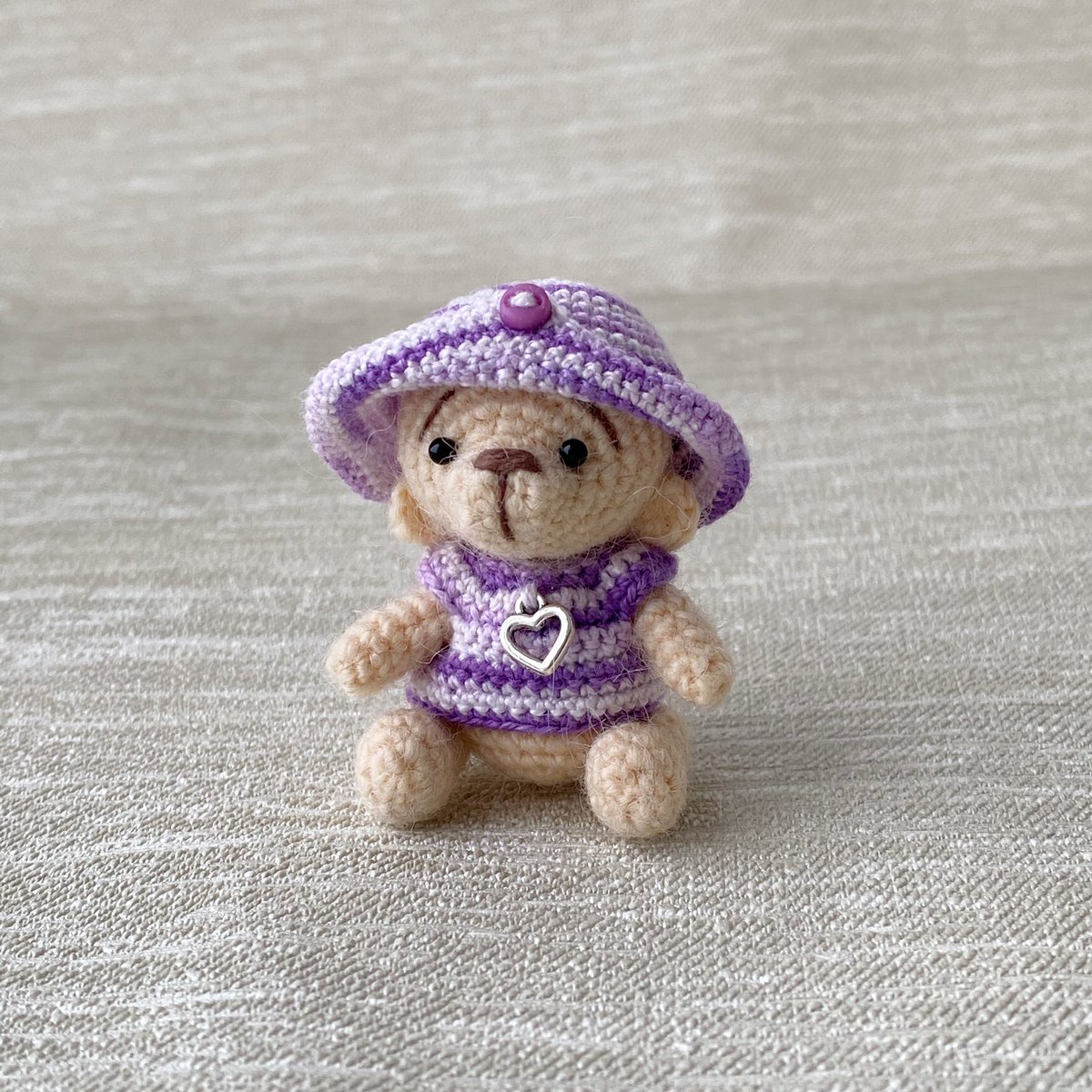 CrochetToy's tweet photo. A tiny cute bear cub will be a great gift or decorate your toy collection!
https://t.co/dWqVMjxnt9
#teddybear #tinybear #dollhouse #giftidea #ValentinesDay #birthday #Collectibles #amigurumi #cooltoy #cooldiy https://t.co/otD92E1GYl