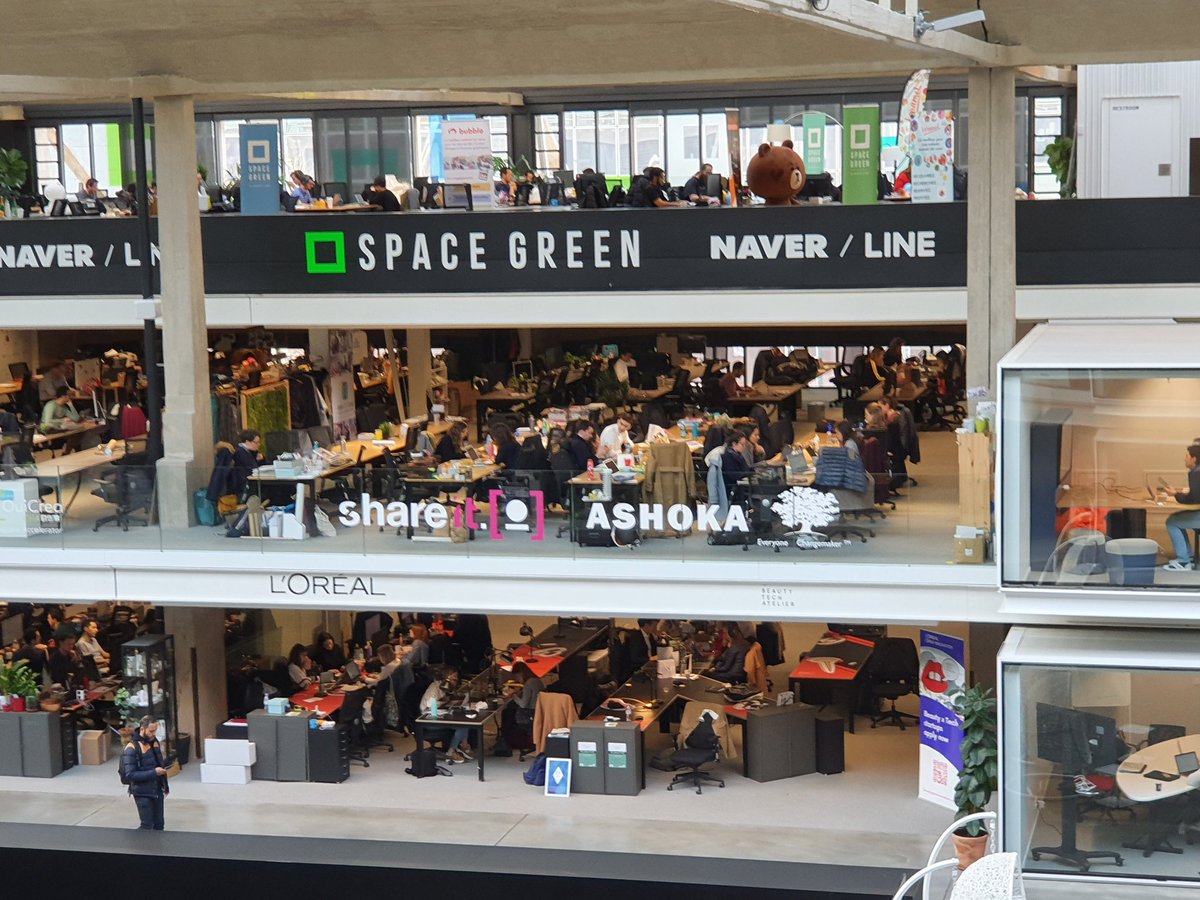 BleuseMickael's tweet photo. Merci à @shareit_io de nous avoir accueilli et fait découvrir la #StationF à l'equipe lauréate "Sylver Bank" du 1er #hackathonarkea @cmarkea @WeAreArkea @lesquaredarkea #teampio https://t.co/8MoIqi3OBb